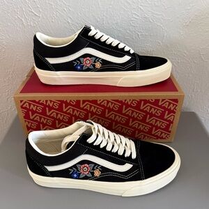 Vans Old Skool Black Floral Shoes